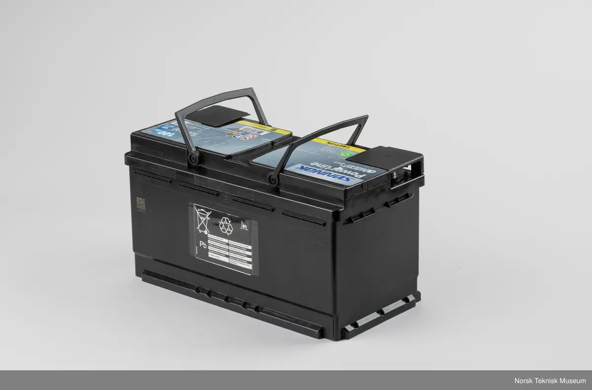 SPENNING (V) 12
KAPASITET (Ah) 100
KALDSTARTSTRØM A (EN) 900