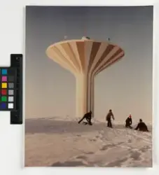 Svampen.
Exteriör av vattentorn.