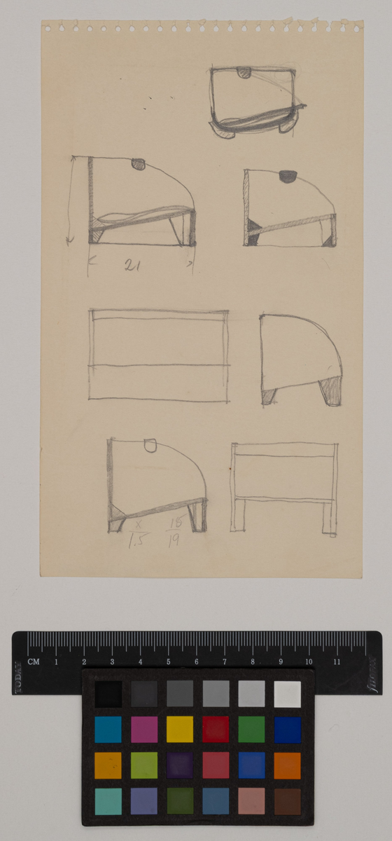 Skisser av möbel
Elevarbete