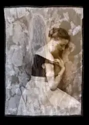 Ateljéporträtt av modellen Vera Kihlgren, modebild.