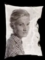 Ateljéporträtt av modellen Kerstin Sjödin.