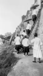 Fra misjonærparet Helga & Nils Kolbergs Kina-album. Misjonær