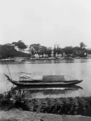 Fra misjonær Alfhild Rokke's Kina-album. Misjonær i Kina for