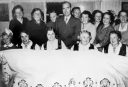 Gashus Kvinneforening i 1957, tilslutta NMS, stifta 1896. Bi