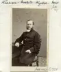 Porträtt av Gustaf Ulrik Fischer. Vid tiden för bilden vice pastor i Kullerstad. Från 1872 komminister i Skönberga och vidare kyrkoherde i Varv och Styra till sin död 1888. Gift 1872 med Emilia Westerblad.