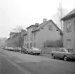 Utmed Kungsgatan i Linköping 1969. Närmare bestämt österut längs kvarteret Bokbindaren.