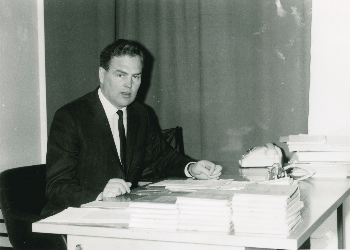 Portrett av Eino Uuttala.