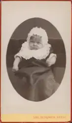 Barnporträtt av Karin Holmström, 1883.