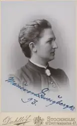 Kvinnoporträtt. Maria von Zweigbergk, 93.