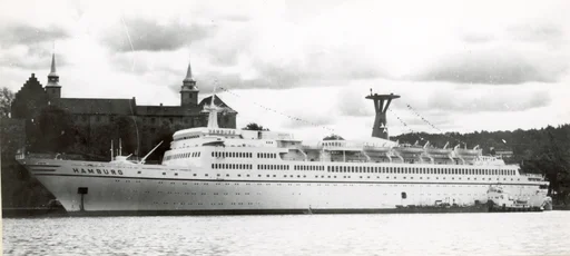 T/S Hamburg (b.1969, Howaltdtswerke- Deutsche Werft, Hamburg, Vest-Tyskland)