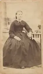 Portrett av Josephine Larsdatter Romsdal. Gift 1873 med Lars