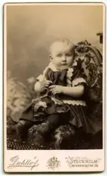 Porträtt på Fröken Greta Moberg.