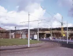 Långt framskriden byggnation av Mölndals bro, ser ut att var