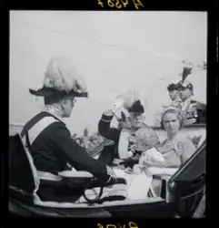 Kungens 90-års dag. Firandet av kung Gustaf V i Stockholm.