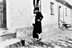 Elsa Eliasson (född 1907-02-02) var dotter till vaktkonstape