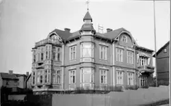 Exteriör. Kv Oxen 1, Engelbrektsgatan-Götagatan. I höger kan