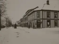 Hamar, Strandgata 31, S. Steen, Syver Steen forretning som s