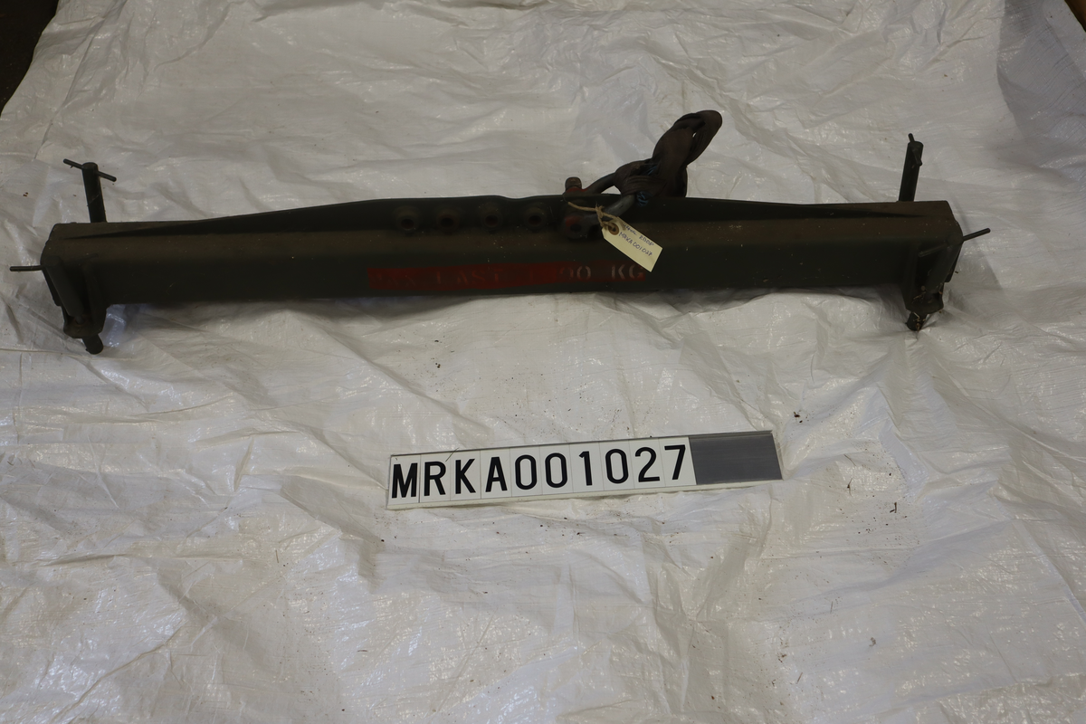 Lyftok för att lyfta RB 08 från lastbil till robotpjäs vid gruppering. Tillverkningsår 1966, tillverkare SAAB.