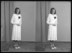 Porträtt, konfirmation, Ingrid Eriksson, Vallby 20 D, Kolbäck.
Ur Gustaf Åhmans samling.