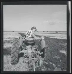 AB Farming visar upp jordbruksmaskiner. Fordonsutställning i