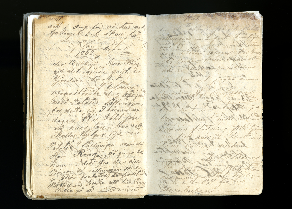 Dagböcker och andra anteckningar förda av storbonden och bössmeden Jonas Olsson (1832-1895) i Fågelsjö, Los mellan åren 1851 och 1892. Dagböckerna berör vardagens arbete, händelser i familjen och byn, förtretligheter, glädjeämnen och sorg. Böckerna förda i varierande frekvens med både dagliga och strödda anteckningar. Hela luckor år 1862-63, 1870-78, 1880-83 samt 1885-56. Dagboken förd i böcker med blandat innehåll, där dagboksanteckningarna är instoppade. Jonas Olssons dagboksanteckningar finns även transkriberade och publicerade i boken "Min hand är icke begåfvad att föra en skikliger penna", 2009.
