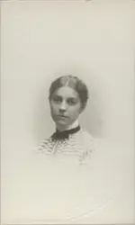 Porträtt av Lalla Göransson 1900.