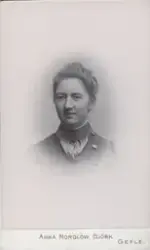 Porträtt av Jenny Wahlman, våren 1900.