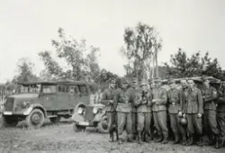 Tysk okkupasjon, andre verdenskrig, tyske soldater med en hu