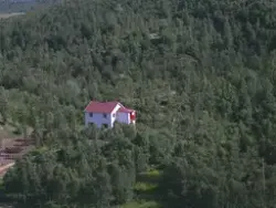 Flyfoto over Sørreisa i 1961. Sannsynligvis av gården Strand