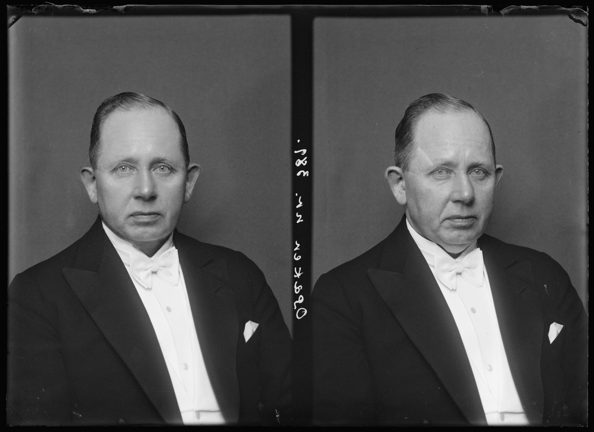 Strømmen Damekor, hr. Waldemar Opaker, dirigent, Tranesgt. 63, Oslo