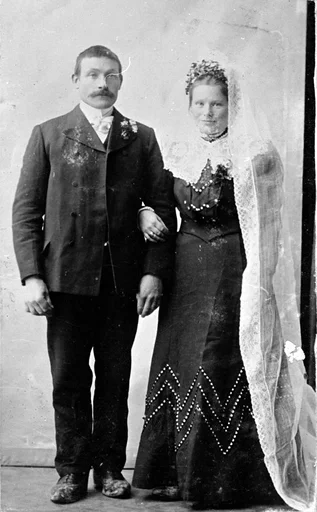 Hilda og Søren Sørensen, Russenes