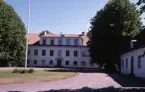 Ems herrgård med sidobyggnad.
