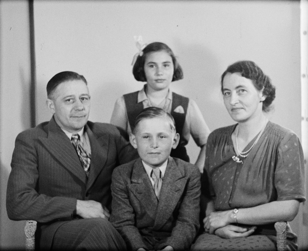 Familjen Ehn från Happsta, Alunda socken, Uppland