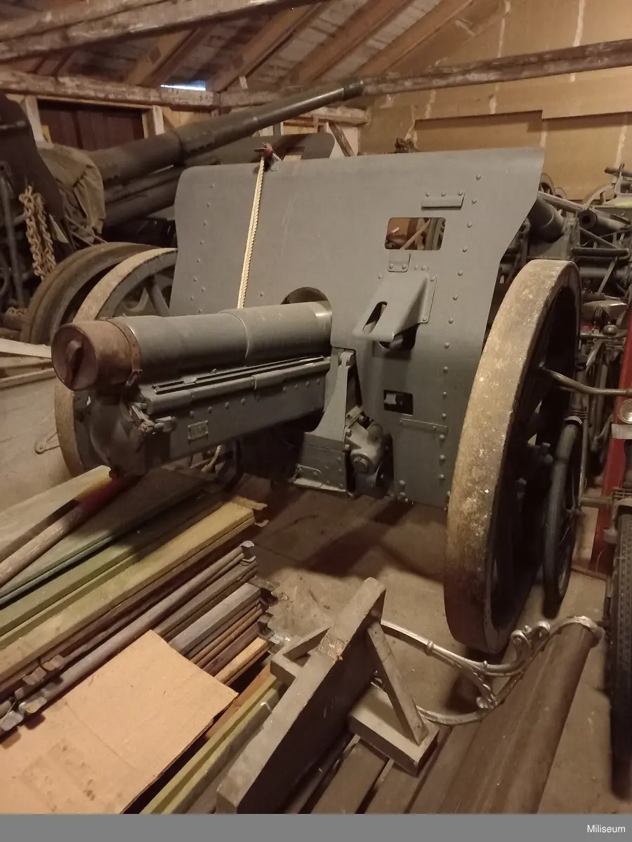 Delar: Mekanismkapell, Kapell till riktinstrument.