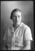 Porträtt. Eva Persson. Frössvi, Hallstahammar. 
Ur Gustaf Åhmans bildarkiv.