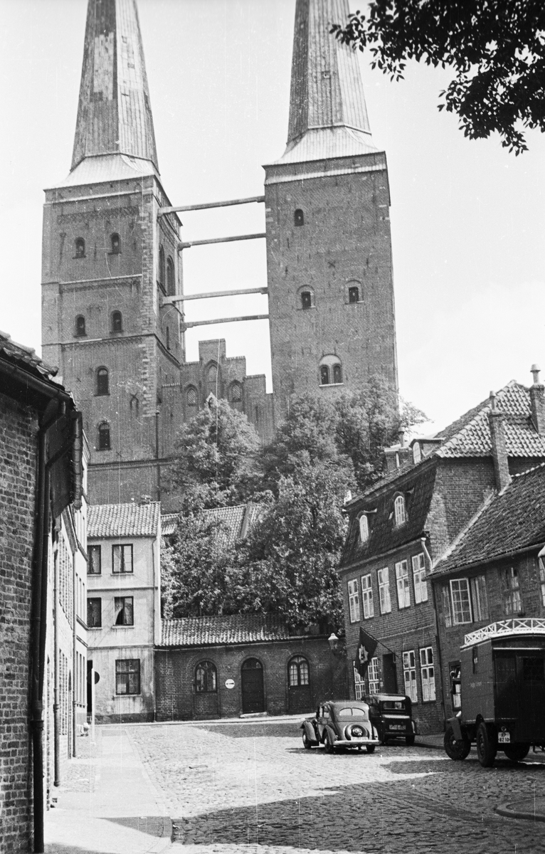 Bildene antakelig tatt under en arkeologi-kongress i Berlin 1939.