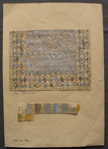 Matta "Harlekin"  Harlekinmönstrad bård, enfärgad mitt.

KLH.D2:412a  Röd
KLH.D2:412b  Grön
KLH.D2:412c  Grå  Se LKLH508, 1022
KLH.D2:412c  Dubblett:1
KLH.D2:412c  Dubblett:2
KLH.D2:412c  Dubblett:3