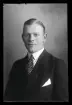 Mansporträtt, G. Eriksson, Tomtebo 82, Hallstahammar.
Ur Gustaf Åhmans samling.