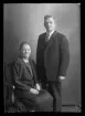 Grupporträtt, Axel Karlsson, Risbro, Hallstahammar.
Ur Gustaf Åhmans samling.