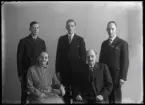 Grupporträtt. C. Almgren, Backa, Hallstahammar.
Ur Gustaf Åhmans samling.