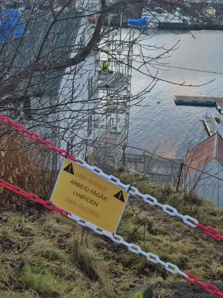 Bilde av sperrebånd