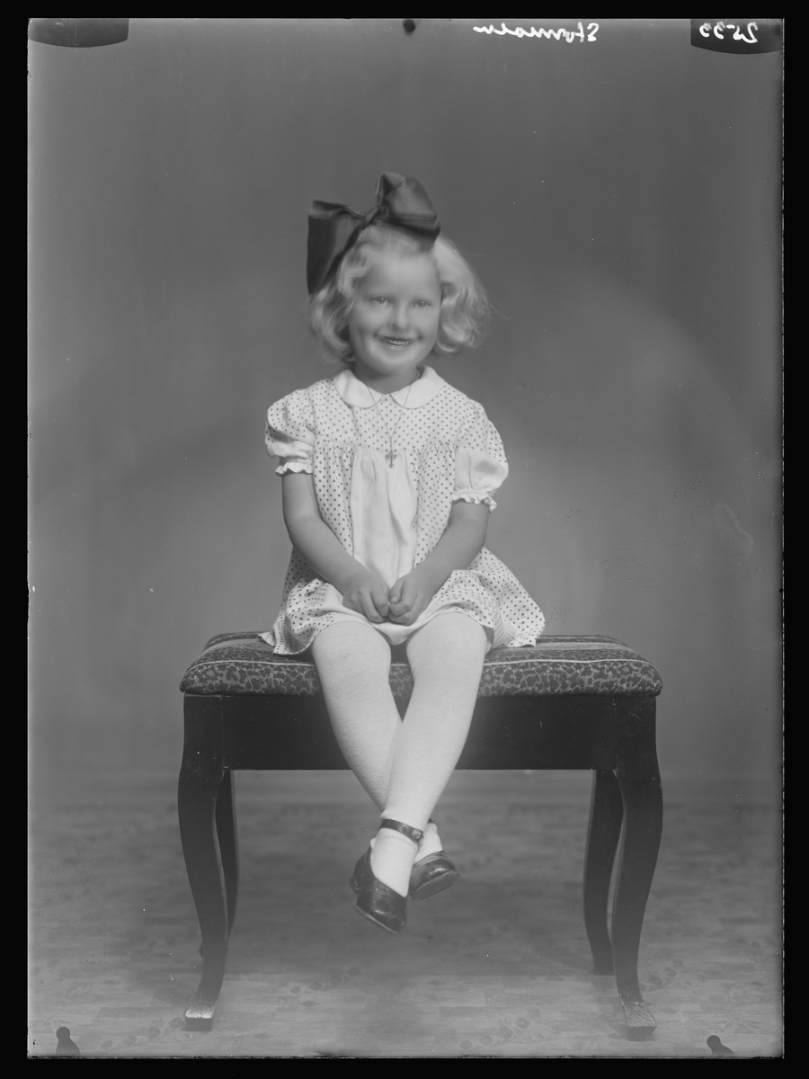 Anne Marie Stormoen, barnebilde