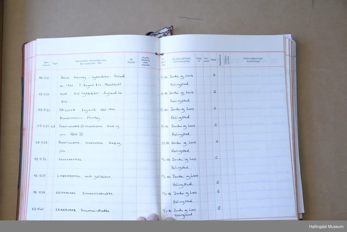 Leirkrukke, brennevinskrukke med en hank.