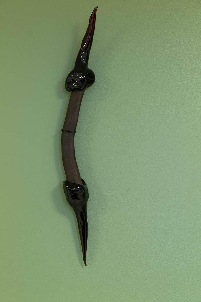 CoarveSákkit / HornPinner / AntlerSticks [Vegg]