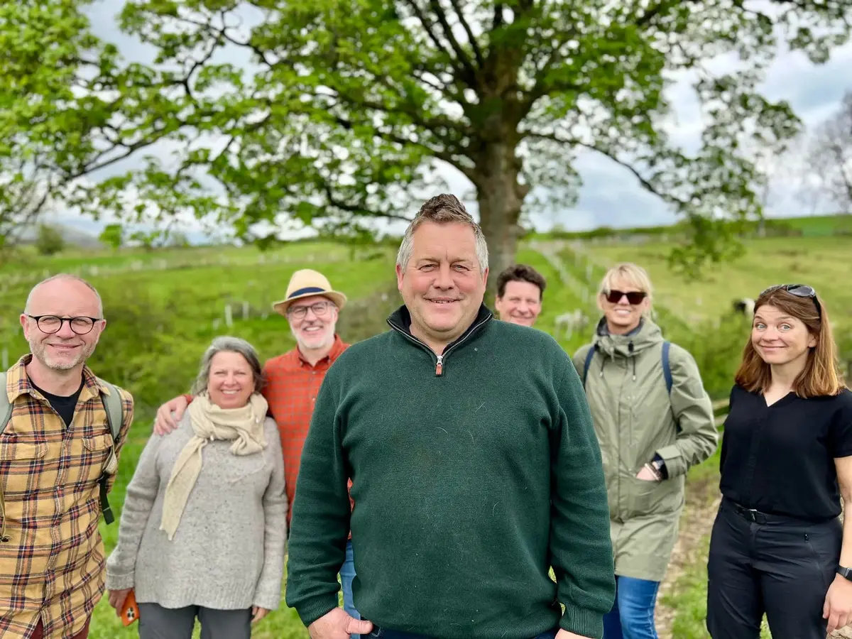 James Rebanks og seks stk museumsarbeidere fra Innlandet