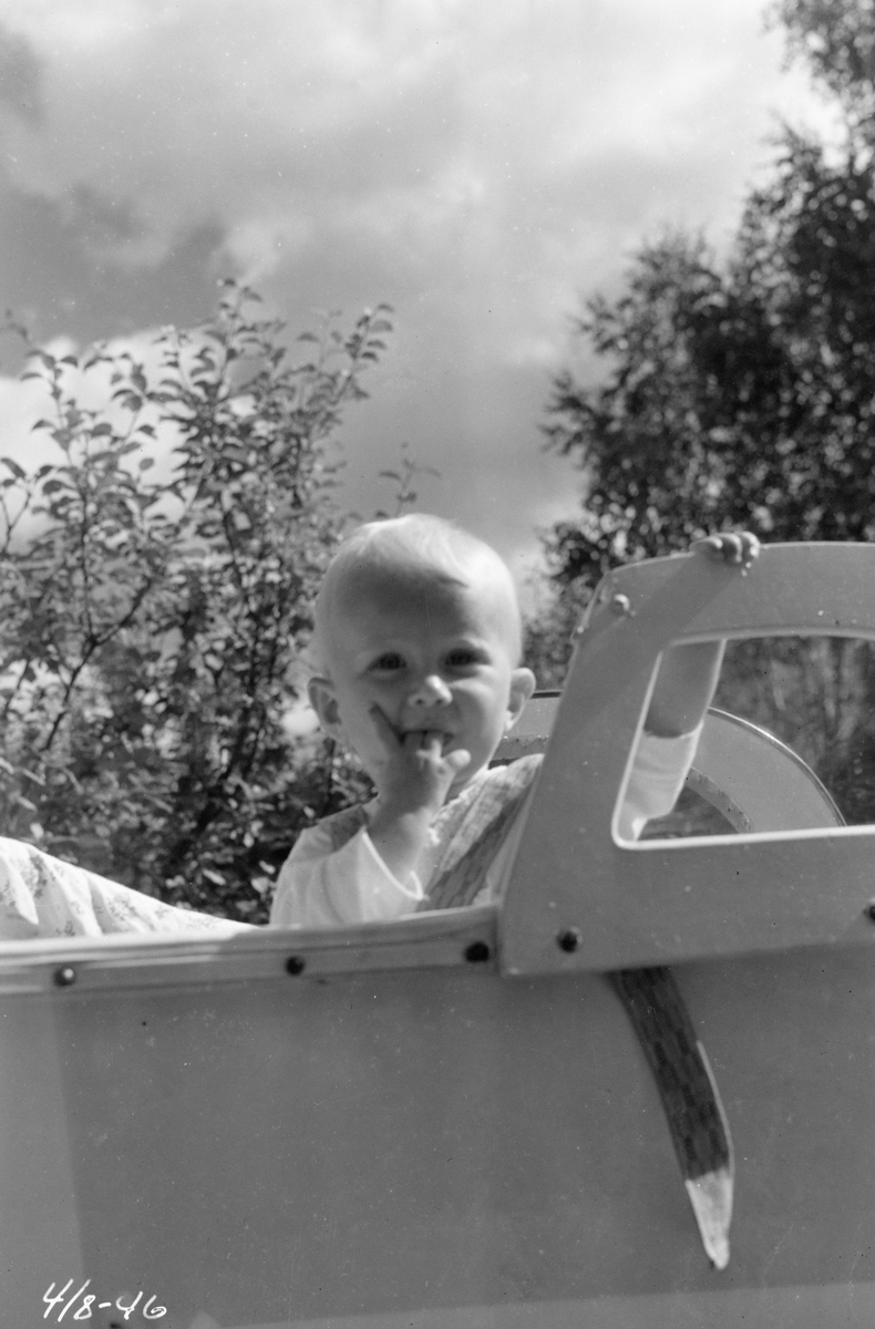 A K Gundersen, dåpsbilde