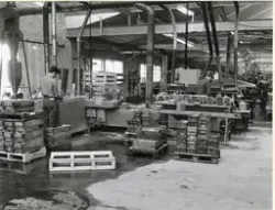 Batterilaboratoriet Tudor i Nol  rumt 1960.