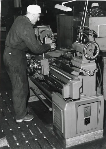 Mekanisk verkstad. Tudor i Nol  runt 1960.