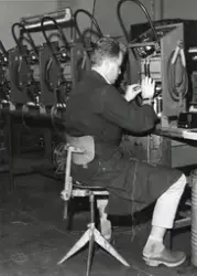 Likriktningsavdelningen. Tudor i Nol  runt 1960.