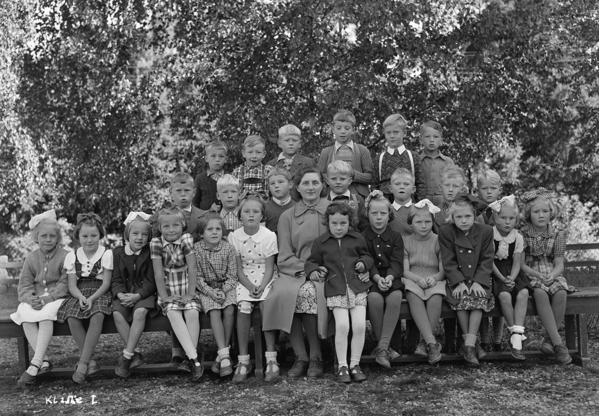 Sagdalen skoles 1.klasser, gruppebilder